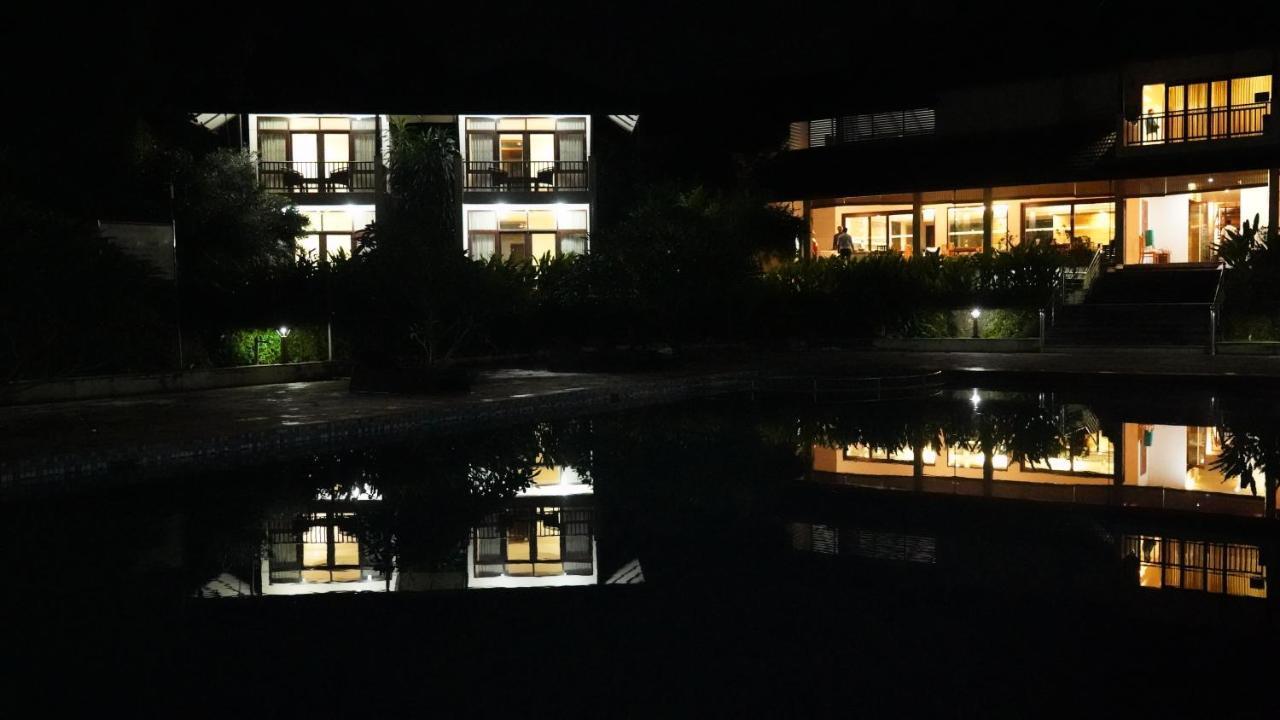 Whispering Waters Ξενοδοχείο Malayāttūr Εξωτερικό φωτογραφία